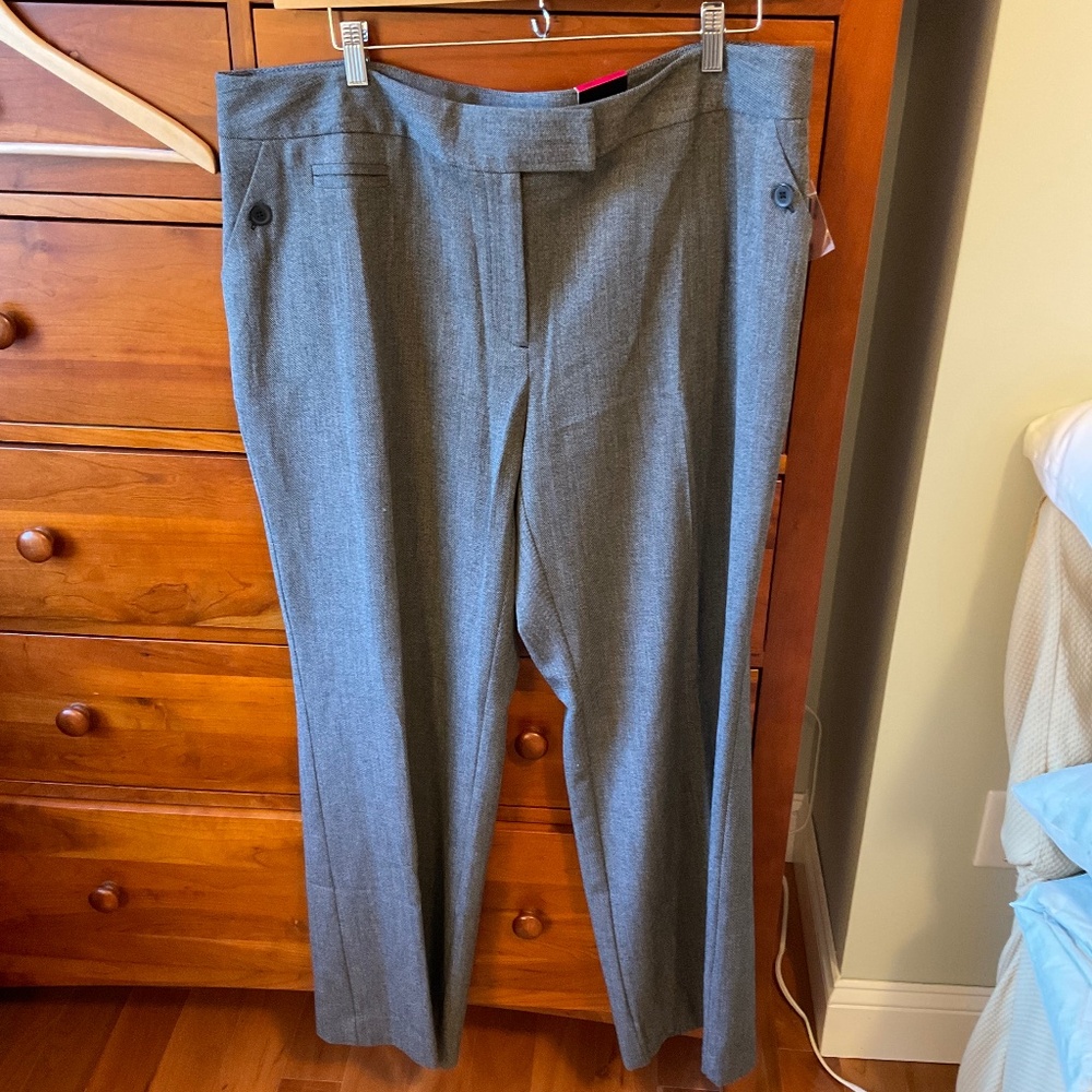 NWT Apt. 9 Ava Fit Trouser, Size 18